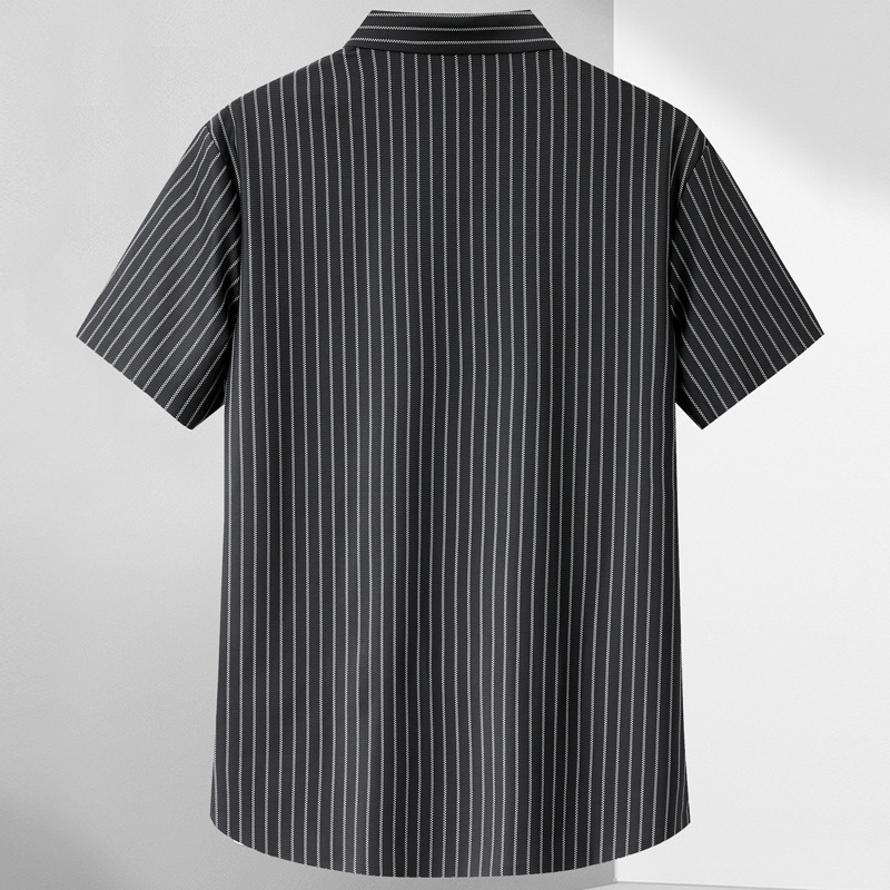 [Venta directa de fábrica] 2025 verano de lujo ligero de lujo de lujo con solapa de manga corta a rayas camiseta de media manga juvenil camiseta media