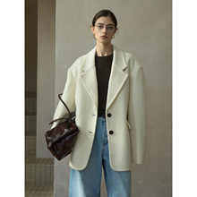 [共线]COLNE秋冬新款手缝宽缝仿驼绒阔肩复古毛呢西装外套女C5433