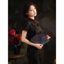 ���Ϻ�����Ů��ɫ�͹�����L���|�߼��н^�������B��ȹ�����L����