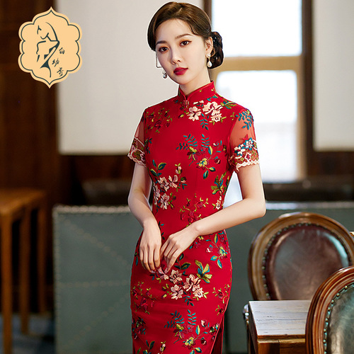 Retro Chinese Dress oriental old shanghai Qipao  big red bud silk cheongsam collar fashion embroidery cheongsam of cultivate morality short sleeve dress