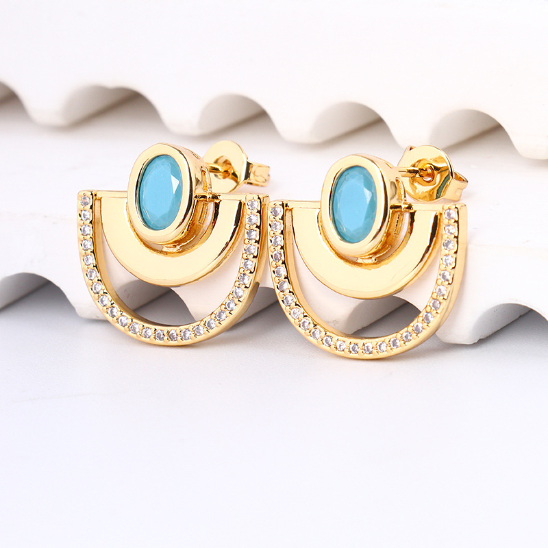 Boucles d'oreilles polyvalentes haut de gamme de niche pour femmes, nouvelles boucles d'oreilles à tige semi-rondes creuses micro-incrustées de zircons, haute rétention de couleur_voghion.com