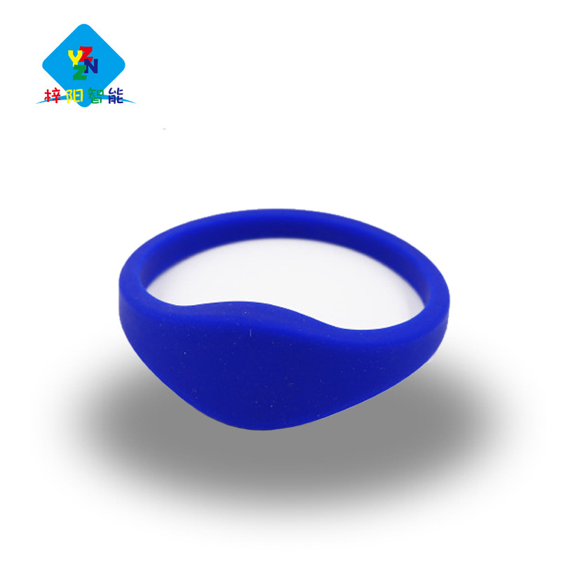 硅胶腕带41