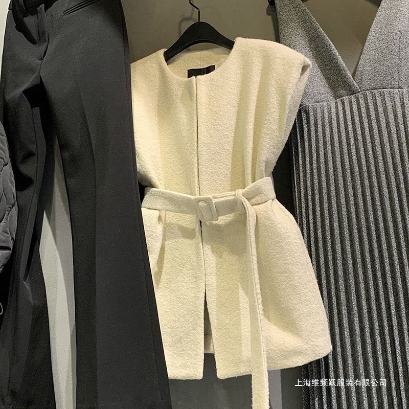 2025 Fashionable New Style Gentle Style Retro Loose Mid-Length Vest Top for Women