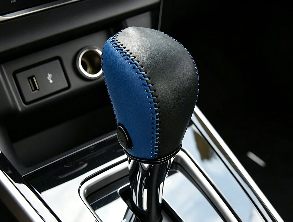 Leather car gear shift knob cover, hand-stitched, for Nissan 2012 New Sylphy, Qida, and Teana models. Also includes a handbrake cover and a gear shift cover