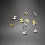 18k金不锈钢爱心蝴蝶皇冠五角星小熊吊坠钛钢手链饰品配件批发