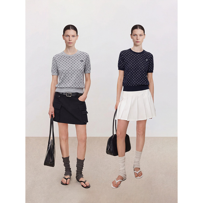 "White Dew" UPW Earl Grey Cotton Round Neck Polka Dot Knit Short Sleeve Pullover T-Shirt for Petite Figures, Versatile Knitwear