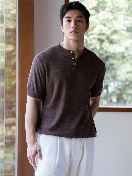 Men's autumn T-shirt