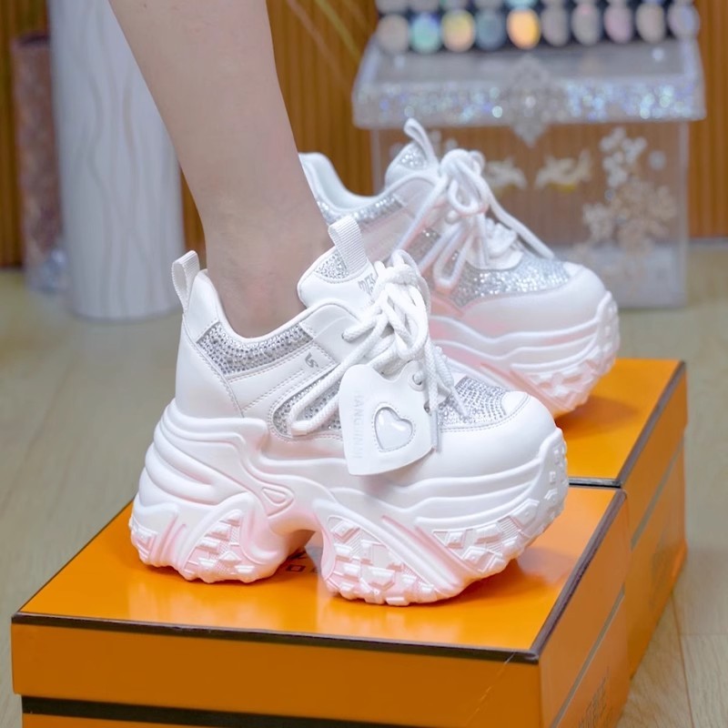 Los zapatos de papá y mujer en el otoño de 2026 nuevos zapatos casuales muffin, zapatos deportivos de altura gruesa de moda. image 7