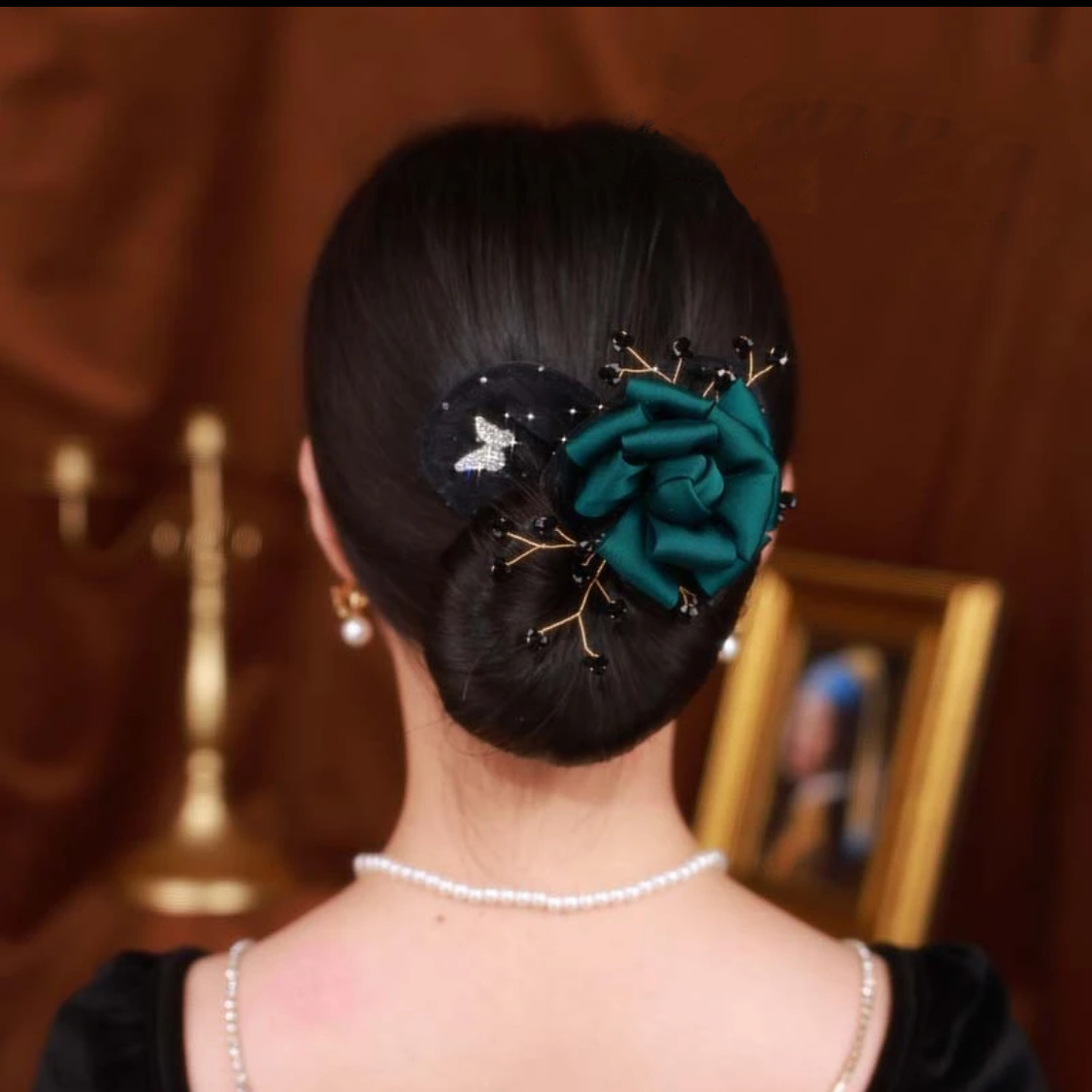 Hairgrip, green headband