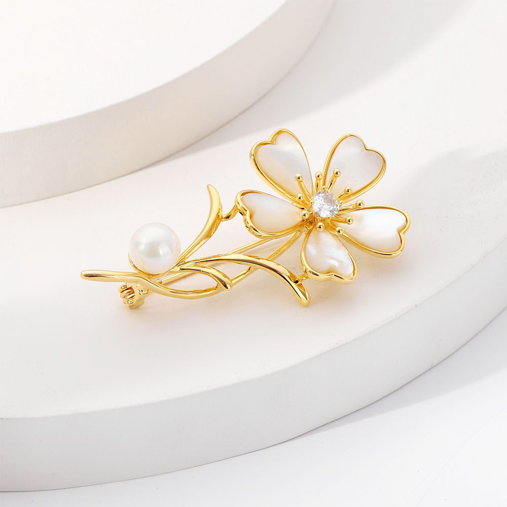 Fashionable Luxurious Pearl Pin Buckle Shell Flower Brooch For Women's Suits And Coats, High-end Corsage Accessory_voghion.com