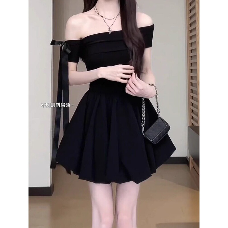 French-Style One-Shoulder Black Dress for Women, Summer High-End Elegant Puff Flower Skirt, Waist-Cinching Short Dress for Petite Figures French-Style One-Shoulder Black Dress for Women, Summer High-End Elegant Puff Flower Skirt, Waist-Cinching Short Dress for Petite Figures