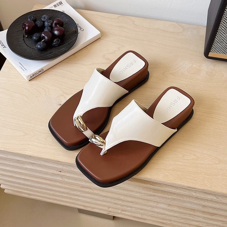 Casual francés con zapatillas de taco de dedo de dedo para mujeres de verano 06 nuevas zapatillas de playa de vacaciones de playa zapatillas romanas image 2