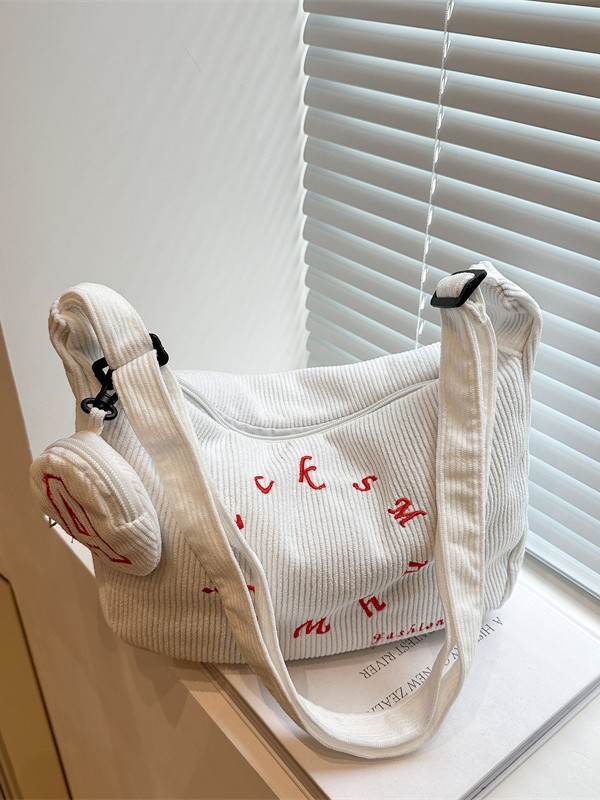 2024 invierno nuevo diseño de nicho bolso de alta capacidad bolso de hombro de moda simple bolso de mensajero de ocio de estilo occidental