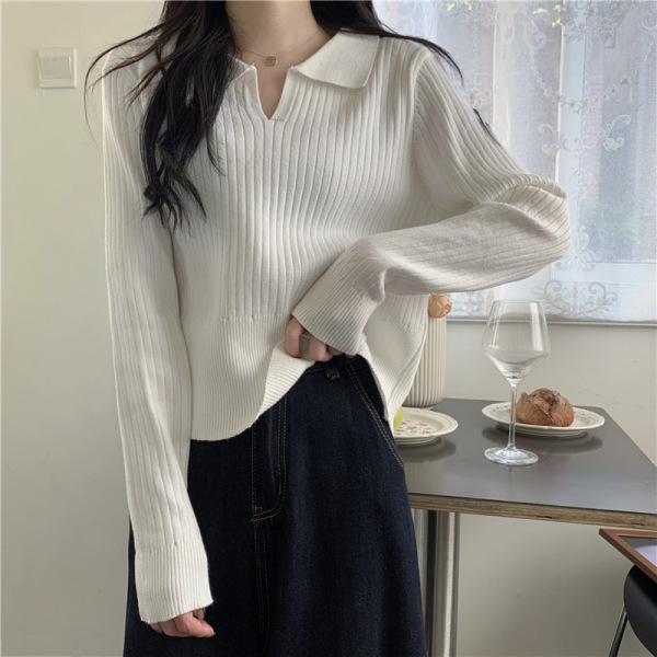 Retro apricot knitted autumn sweater