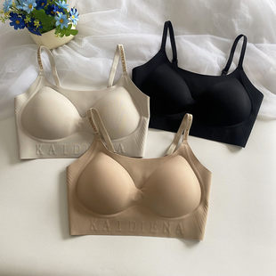 �F؛3�M�Ӻ񱭷۵�Һ�[������ƽ��С���@�����Ů�۔n�ո���bar