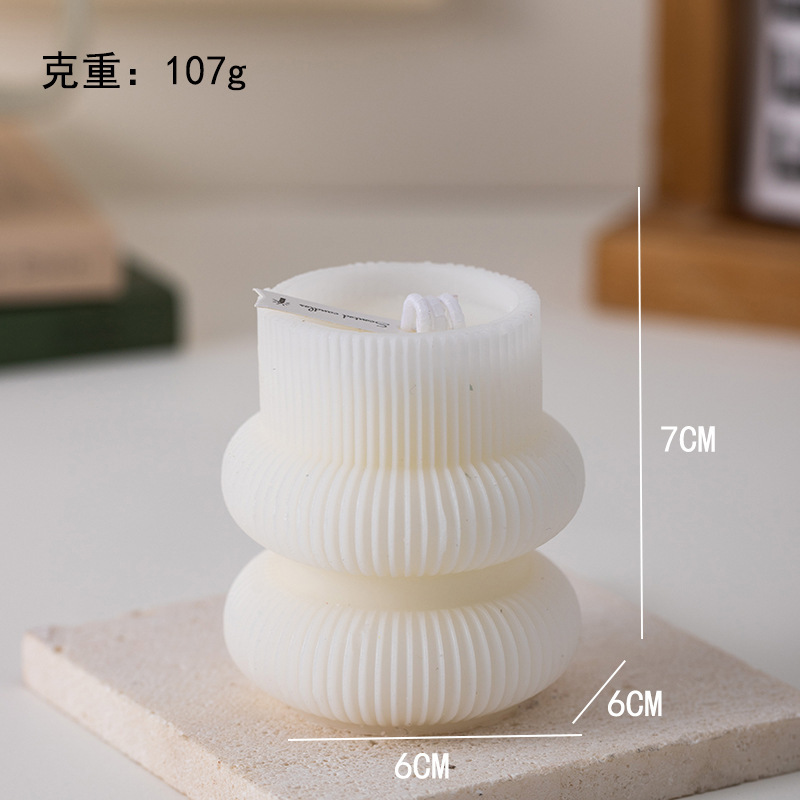 北欧風芸術アロマキャンドル卸売り家庭用創意アロマお土産の幾何学的な形のキャンドルの置物が国境を越えています。|undefined