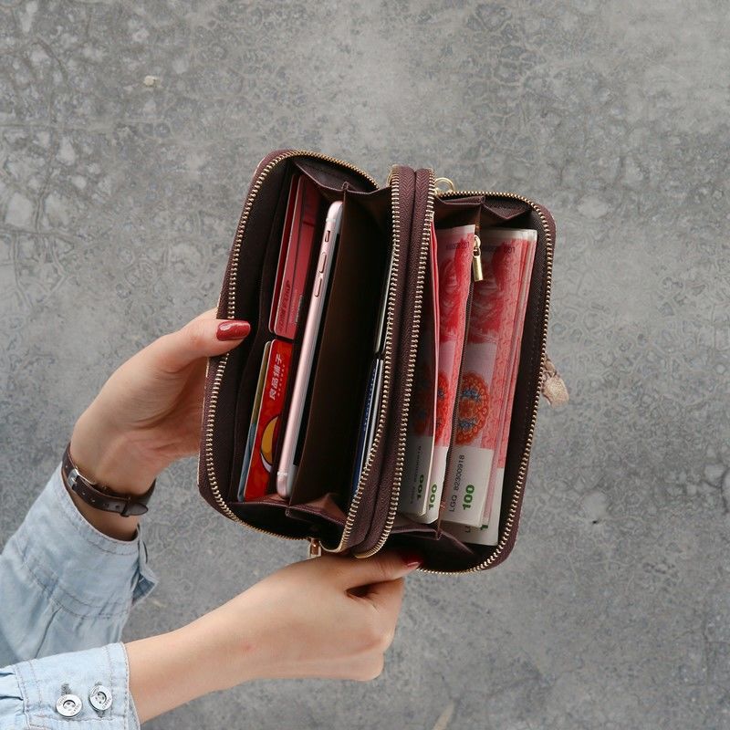 New Style Letter Wallet for Women, Zippered Handbag, Stylish Special Price Mobile Phone Bag, Dual-Use for Middle-Aged, Large Capacity Coin Purse New Style Letter Wallet for Women, Zippered Handbag, Stylish Special Price Mobile Phone Bag, Dual-Use for Middle-Aged, Large Capacity Coin Purse