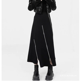 连衣裙;女式T恤;半身裙