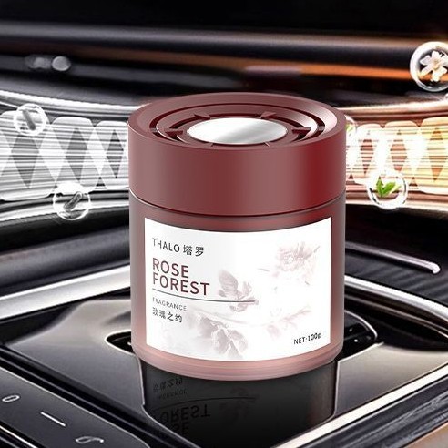 Men's perfumed balm with a light fragrance