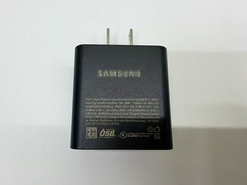 Cargador Rápido para Celular EP-T6010 60W de ABS, Carga Rápida, Puerto USB-C, para Teléfonos Celulares y Tabletas