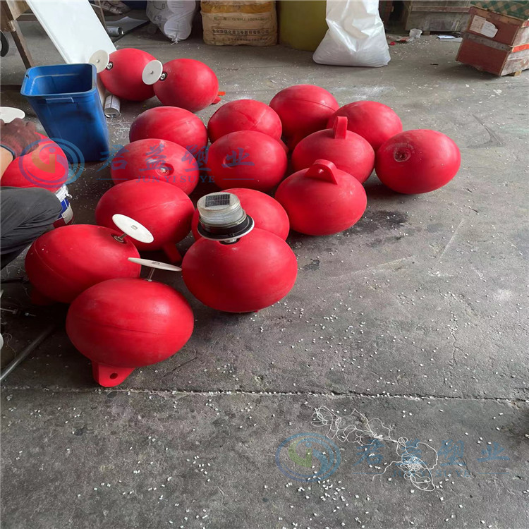 湖泊警示浮筒 水深警戒锚浮标 直径40公分带太阳能灯浮球