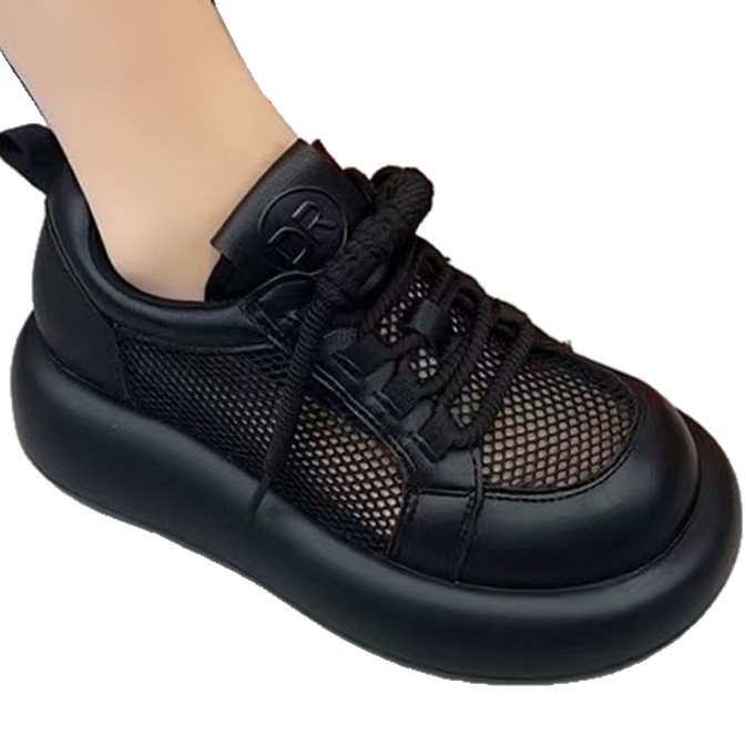 2026 primavera y verano transpiración hueco pequeño aumento de altura de fondo grueso explosión ligera cabeza grande super suave zapatos de moda de mujer