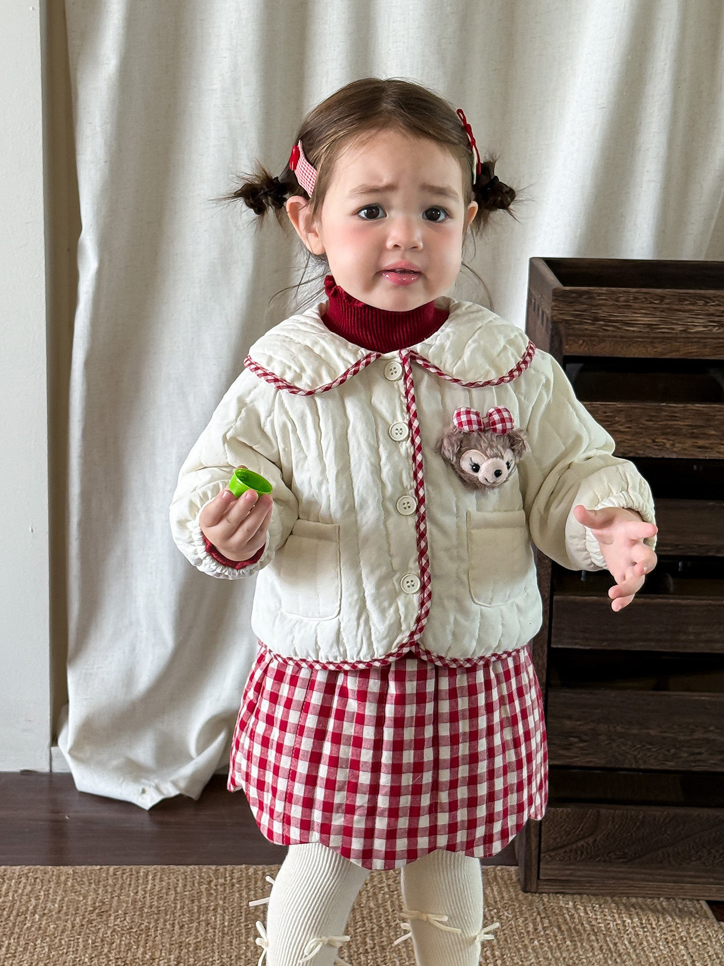 Ropa acolchada de algodón derivada de muñecas