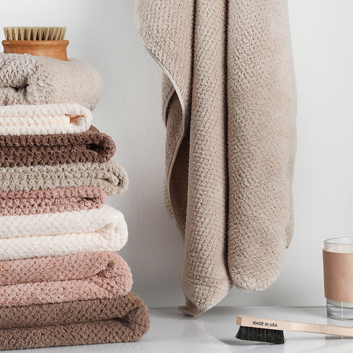 Household baby and child bath towel adult fiber coral velvet 70*140cm instant suction pineapple plaid wool wrap wholesale