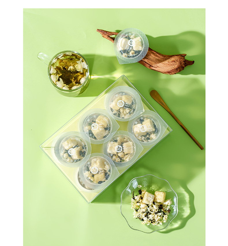 Yougan Oolong Tea 42g Mini Can Set Cold Brew Summer Tea with Amla and Jasmine in use
