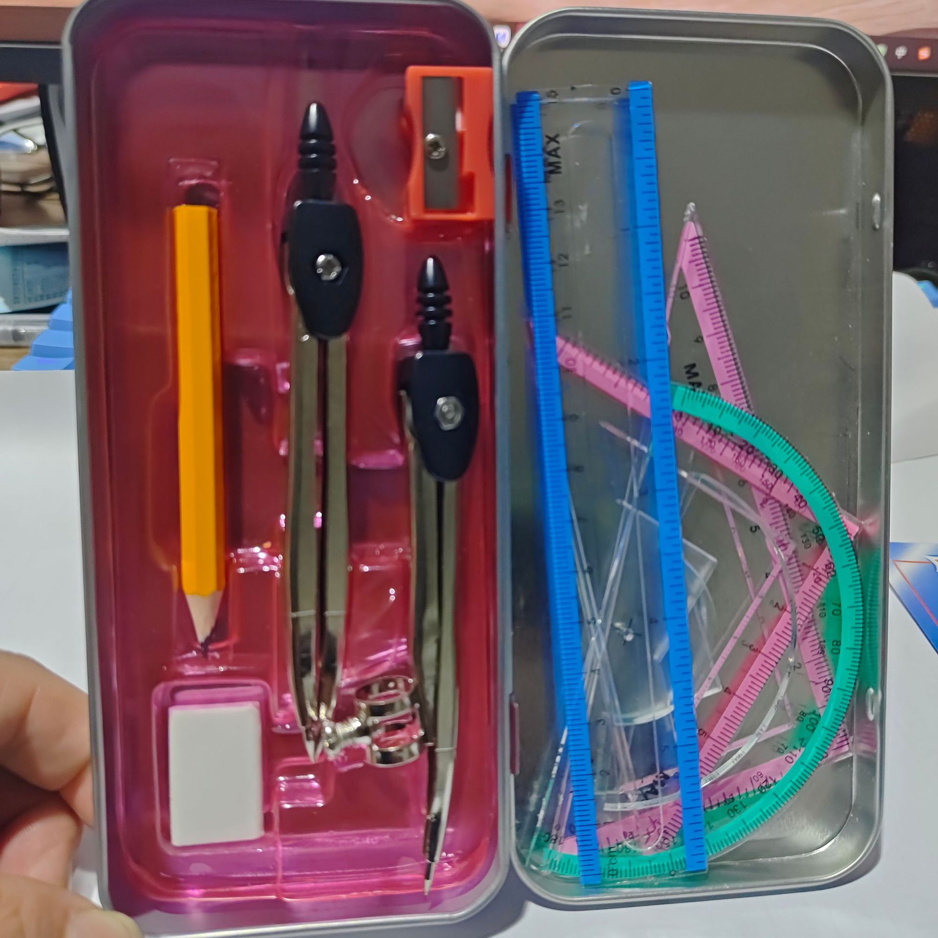 Papelería transfronteriza caja de estaño conjunto de brújulas estudiantes 9 piezas conjunto de brújulas triangular medidor de ángulo pequeña regla recta