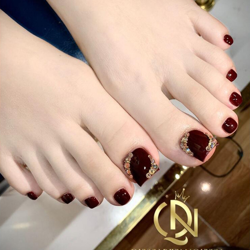 Wine Red Gold Pearl Rhinestone Nail Art for Feet, Luxury Foreign Trade Toenail Tips, 24-Piece Set of Toenail Stickers Wine Red Gold Pearl Rhinestone Nail Art for Feet, Luxury Foreign Trade Toenail Tips, 24-Piece Set of Toenail Stickers