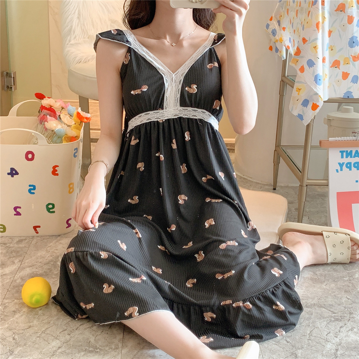 Comercio exterior al por mayor de verano estilo coreano dulce sexy con almohadilla en el pecho correa de longitud media camisón niña pijamas de encaje