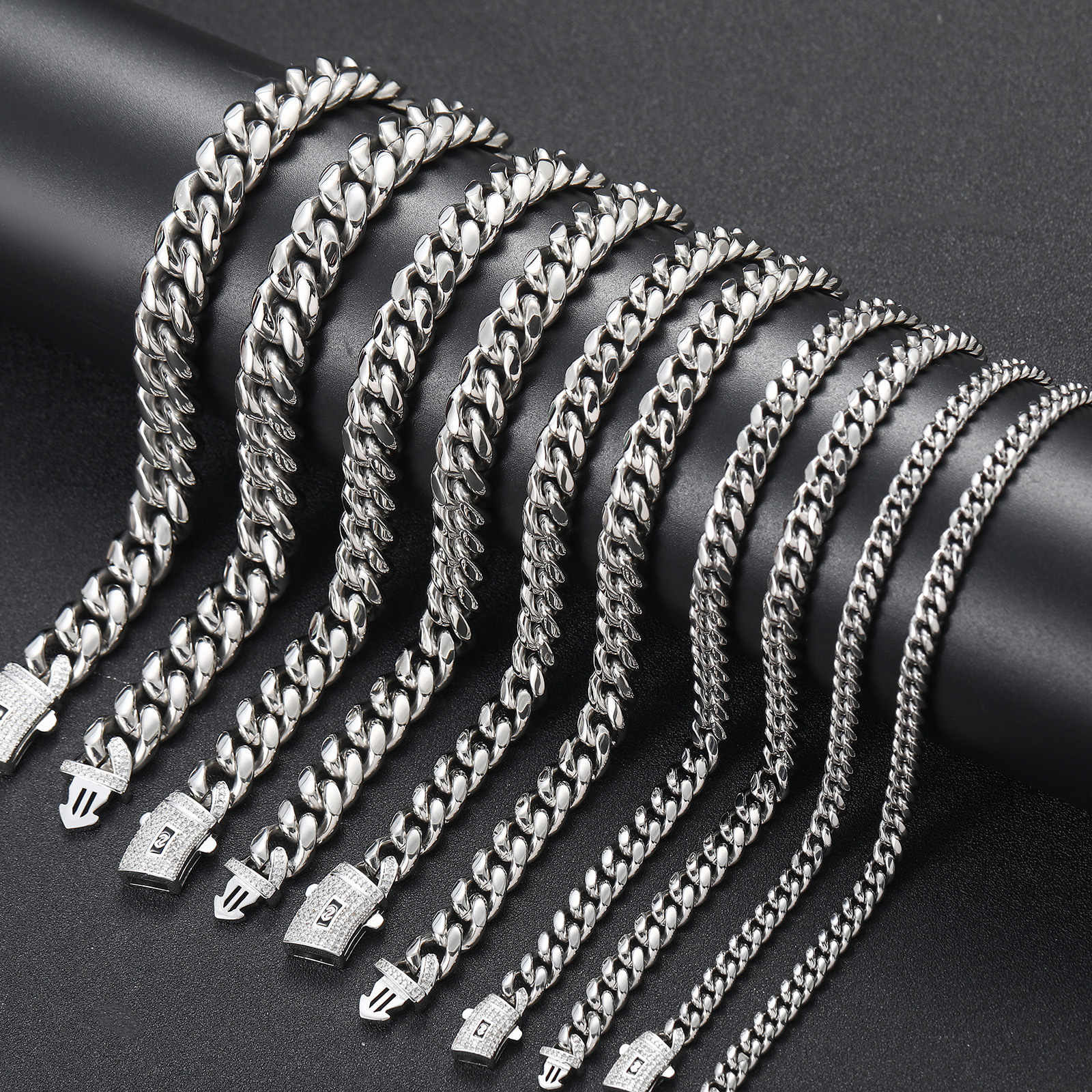 Acero Inoxidable 304 Cobre Chapado En Oro De 14 Quilates. Casual Estilo Simple Enchapado Embutido Geométrico Circón Pulsera Collar display picture 5