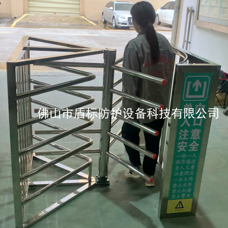 清远英德阳江旅游景区入口梳状栅栏单项门 不锈钢手动半高单向旋