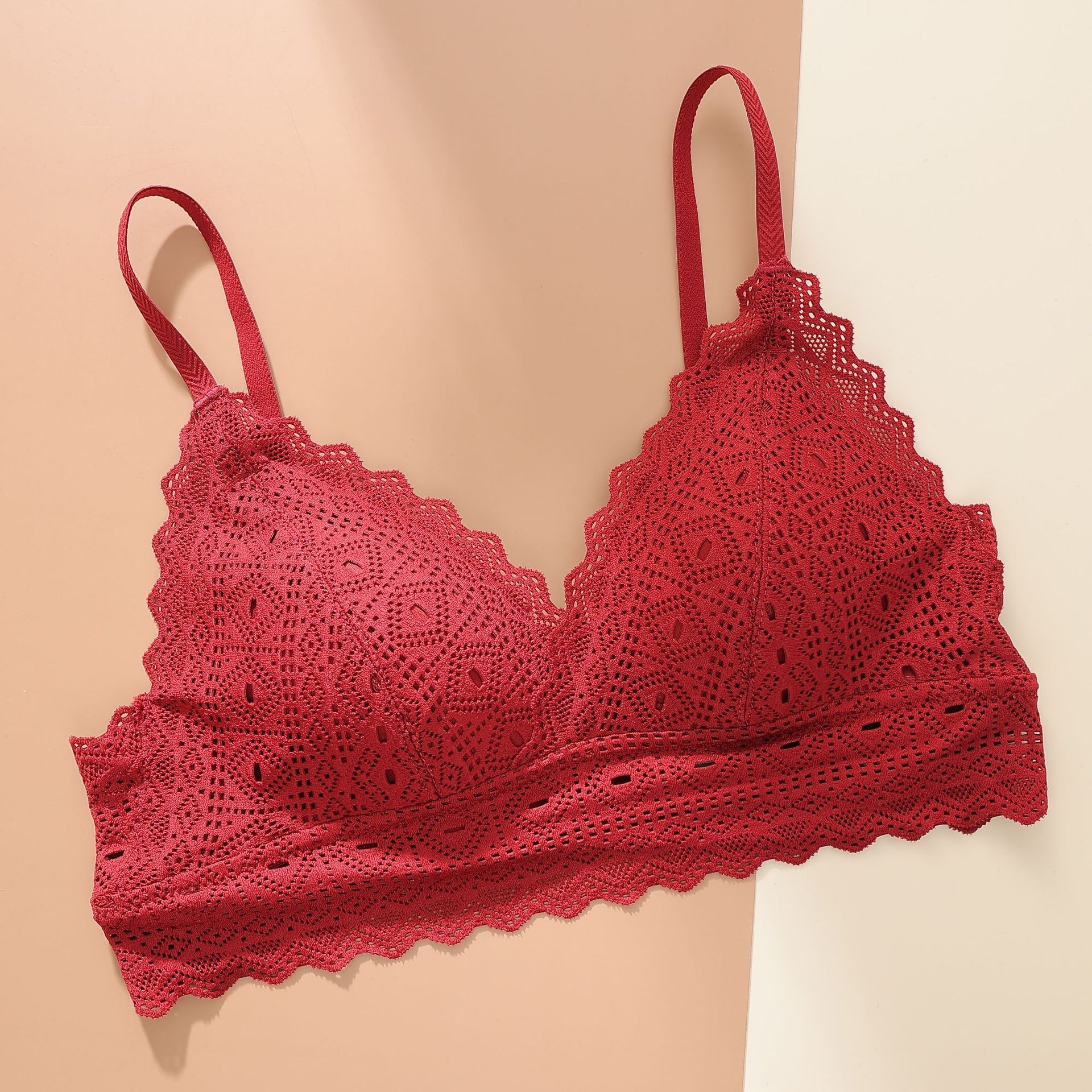 Triángulo francés taza de encaje sexy ropa interior inalámbrica delgada push up pequeño pecho cómodo sujetador transpirable BL082