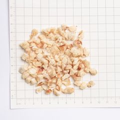 Factory wholesale freeze-dried lychee pieces, freeze-dried fruit, freeze-dried lychee grains, added to cake baking ingredients, milk tea.