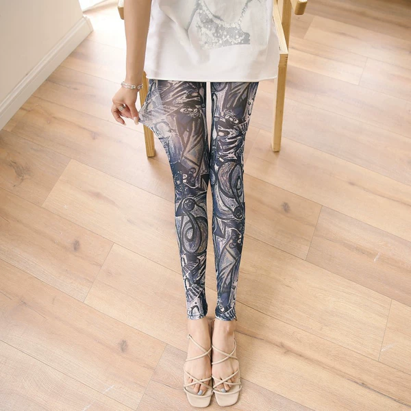 C46 abstract gray