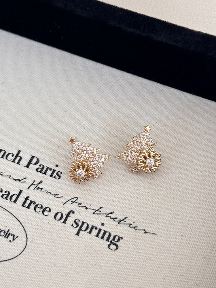 Christmas earrings rotating Christmas tree S925 silver needle earrings unique design rotating earrings Christmas tree earrings_voghion.com