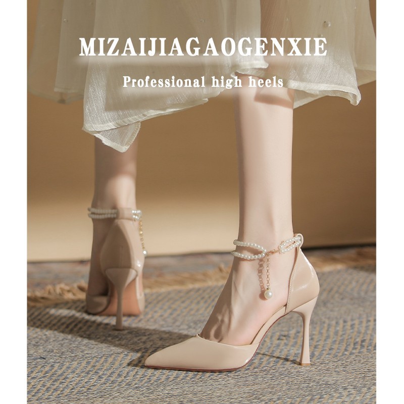 발이 피곤하지 않은 여성용 얇은 굽의 고급 누드 포인티드 토 하이힐 2024 신상 여름 중공기질 하이힐 샌들