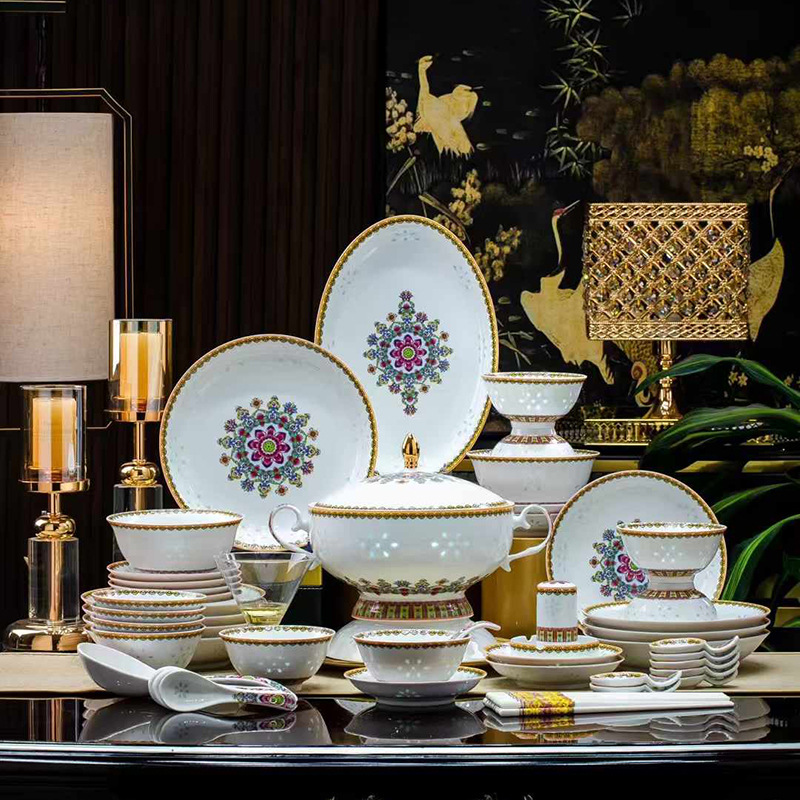 健康白瓷餐具套装68头珐琅彩玲珑瓷碗盘勺礼盒装中式别墅乔迁家族