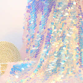 鱼鳞亮片布料幻彩镭射珠片布拍摄背景缎面鱼鳞双面布料卓倷背景布