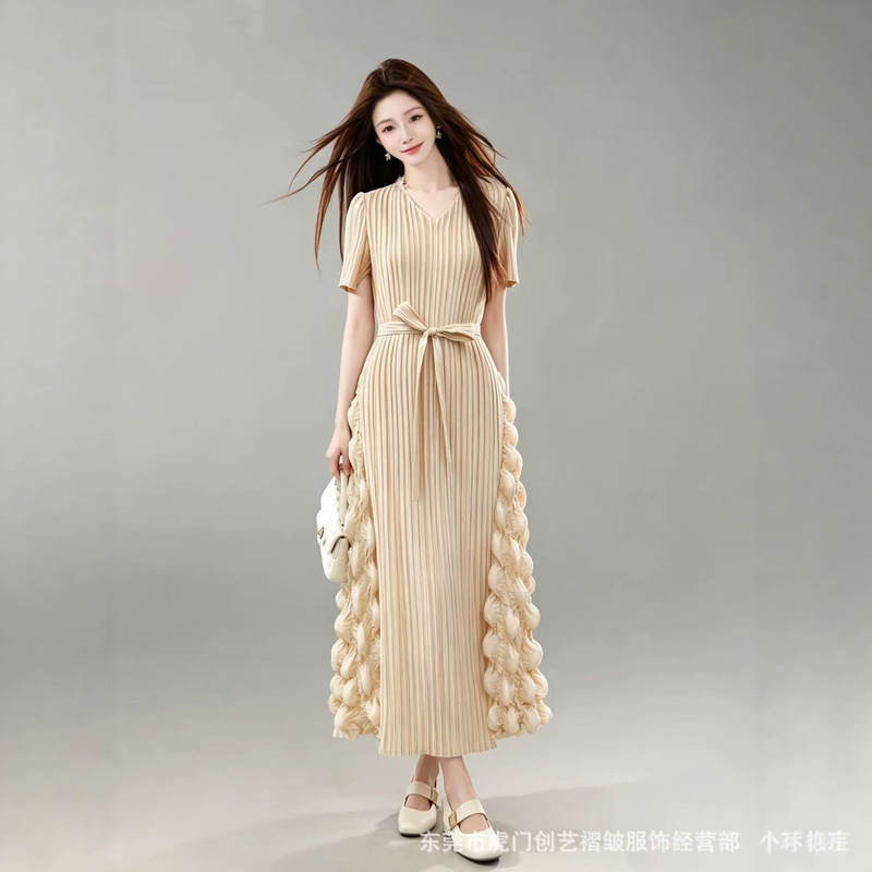 Miyake Factory Direct Sale European and American Cross-Border Pleated Fashion Light Luxury High-End Slimming Elegant Long Dress