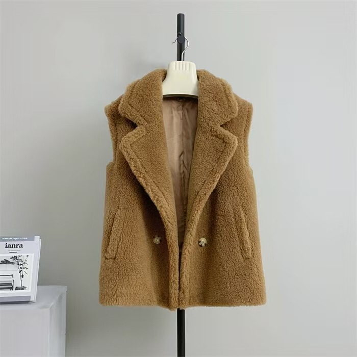 2025 New Autumn and Winter Imitation Camel Imitation Cashmere Teddy Bear Vest Fur Long Silhouette Vest Jacket for Women