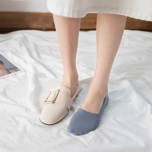 Socks for women, summer thin ice silk boat socks for women, invisible cotton bottom, non-slip, non-falling, ins trend, versatile shallow mouth socks