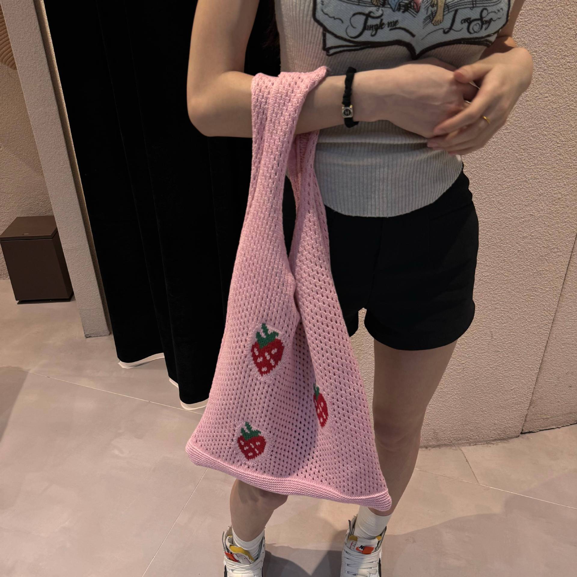 Women's Gender Women's Medium Polyester Strawberry Cute Square Open Tote Bag