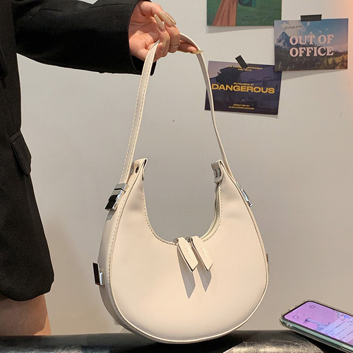 Popular bags for women  new Korean style fashion solid color retro single shoulder armpit bag simple western style hand bag