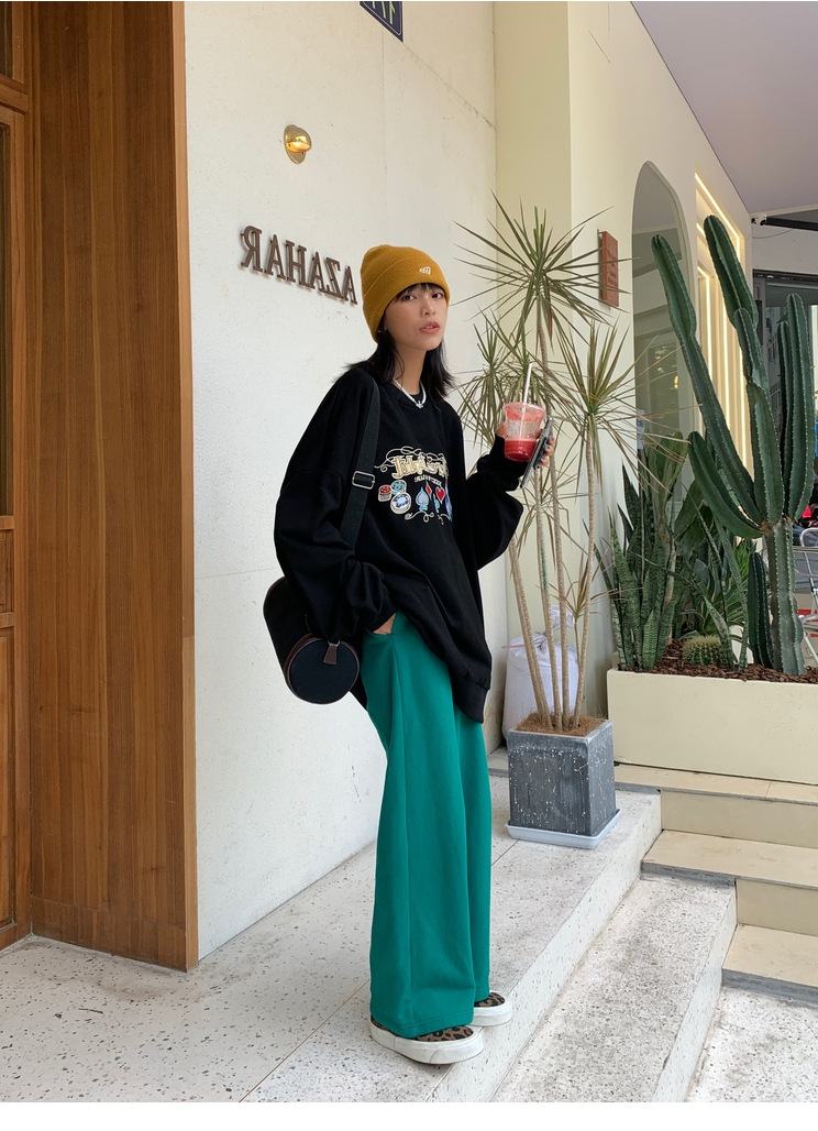 Casual look with the sweater
