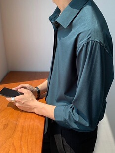 ����ϵ��ɫ�r����Ů�n�挒�ɴ�����Cī�Gɫ�L���r�����e���|����