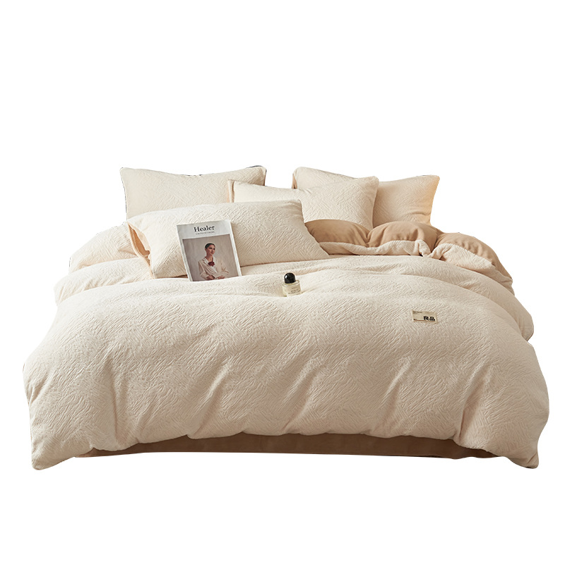 Leche de peluche para bebés gruesa cuatro piezas de invierno de coral de peluche de doble cara sábanas de peluche Failand cubierta de cama