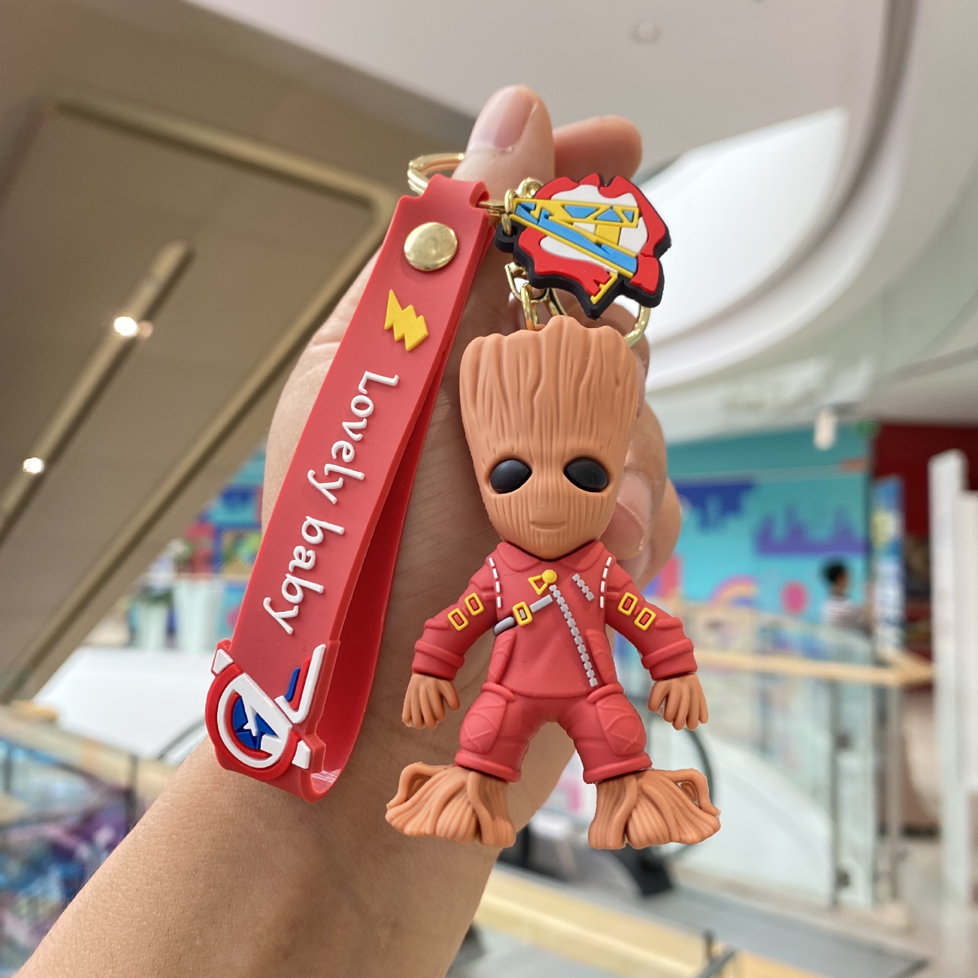 Galaxy Guard gruta pequeño árbol hombre llavero coche anime colgante mochila adornos muñeca máquina llavero